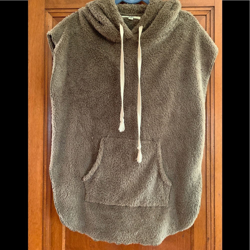 Ya Losangeles Gray/Brown Sleeveless Sherpa Hoodie